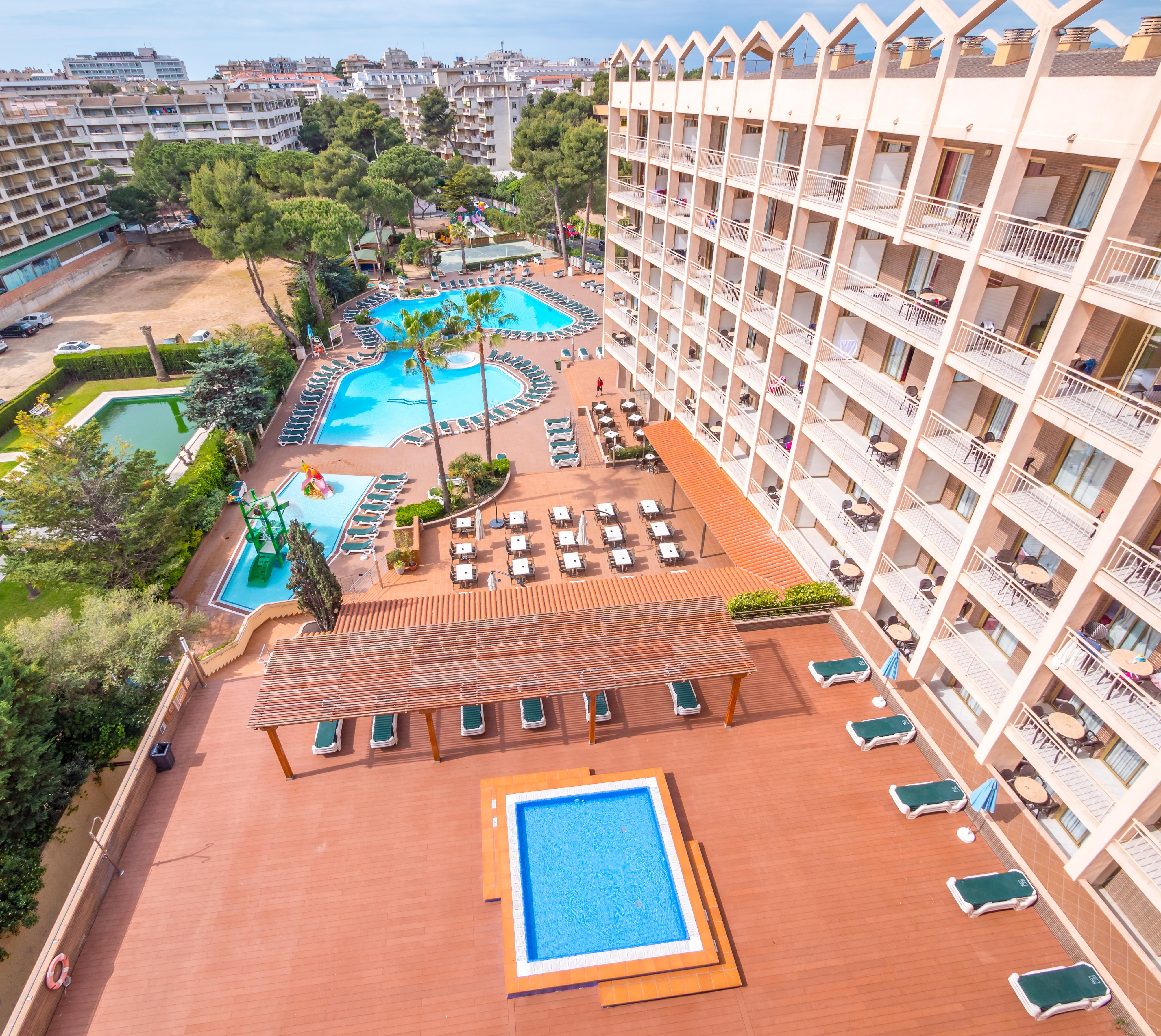 Golden Avenida Family Suites 4* 살루 외부 사진