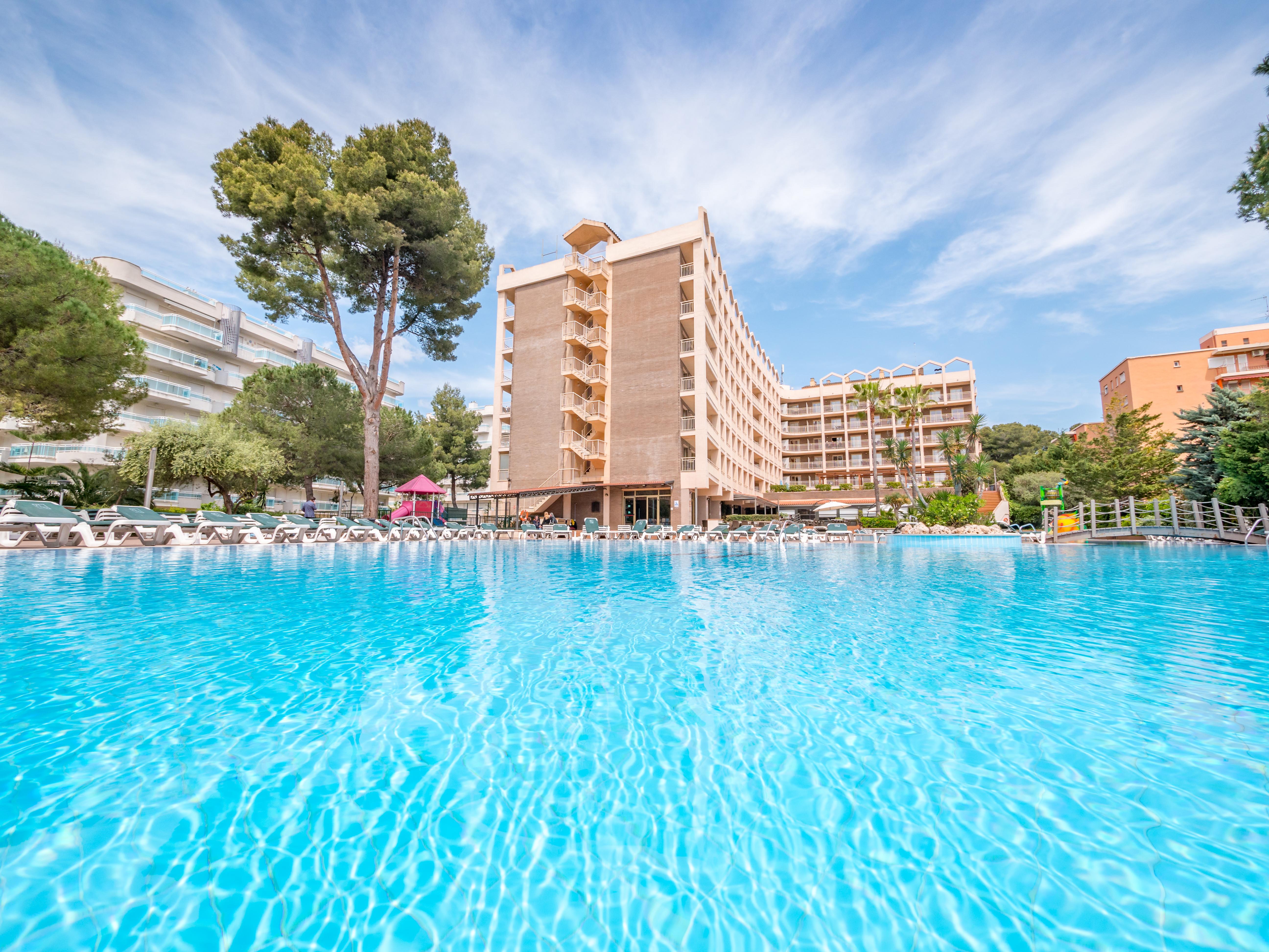 Golden Avenida Family Suites 4* 살루 외부 사진