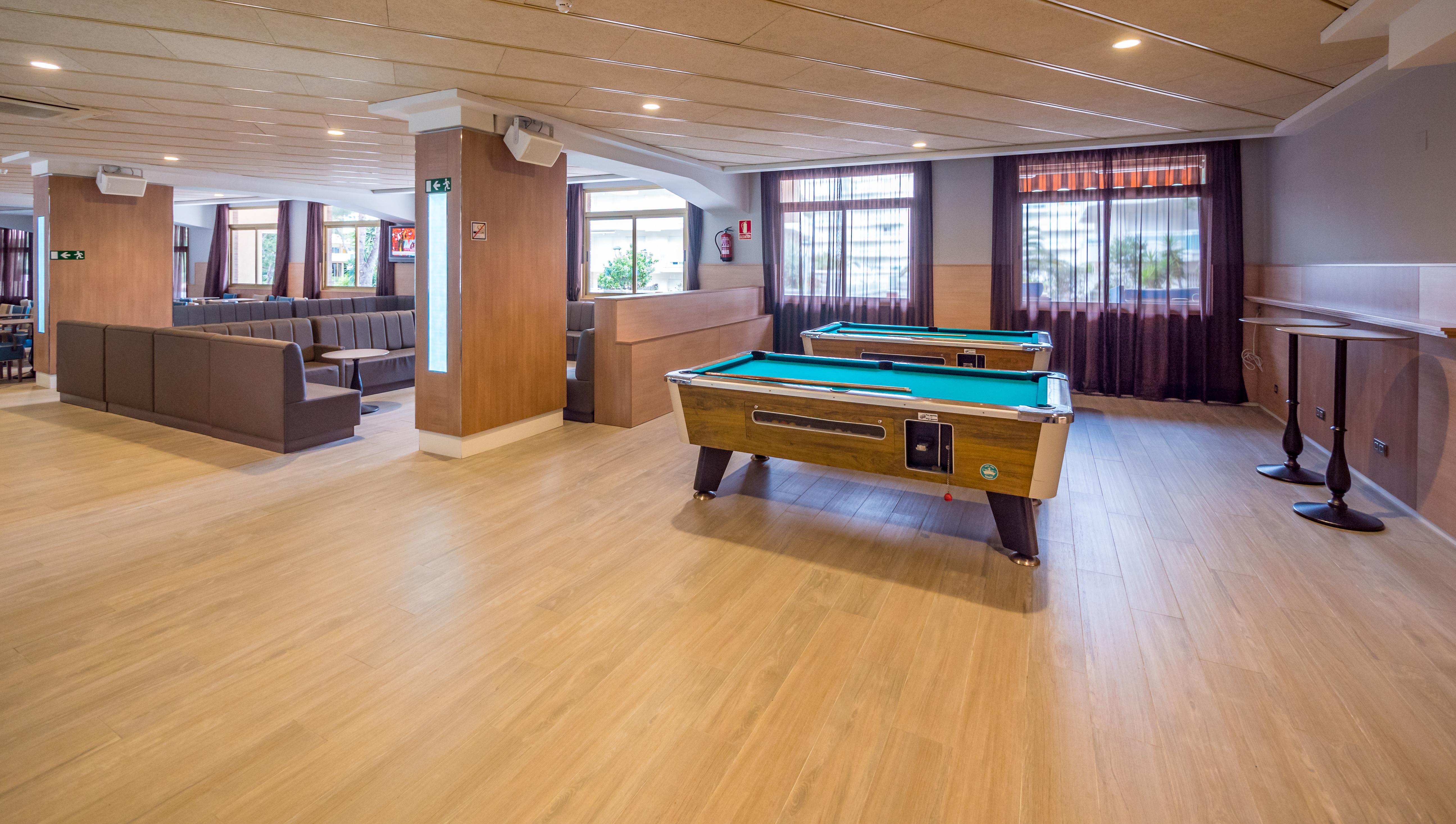 Golden Avenida Family Suites 4* 살루 외부 사진