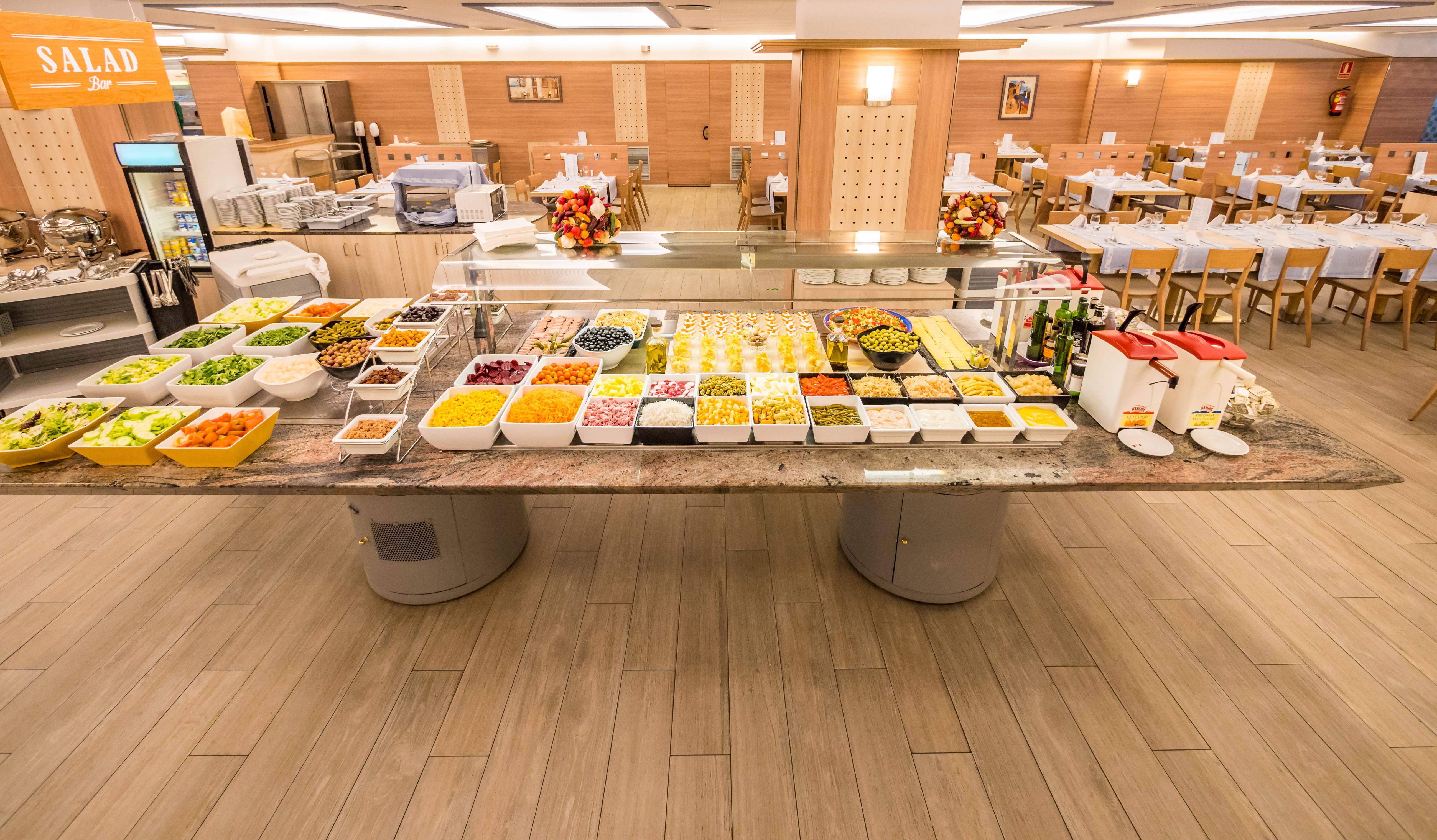 Golden Avenida Family Suites 4* 살루 외부 사진