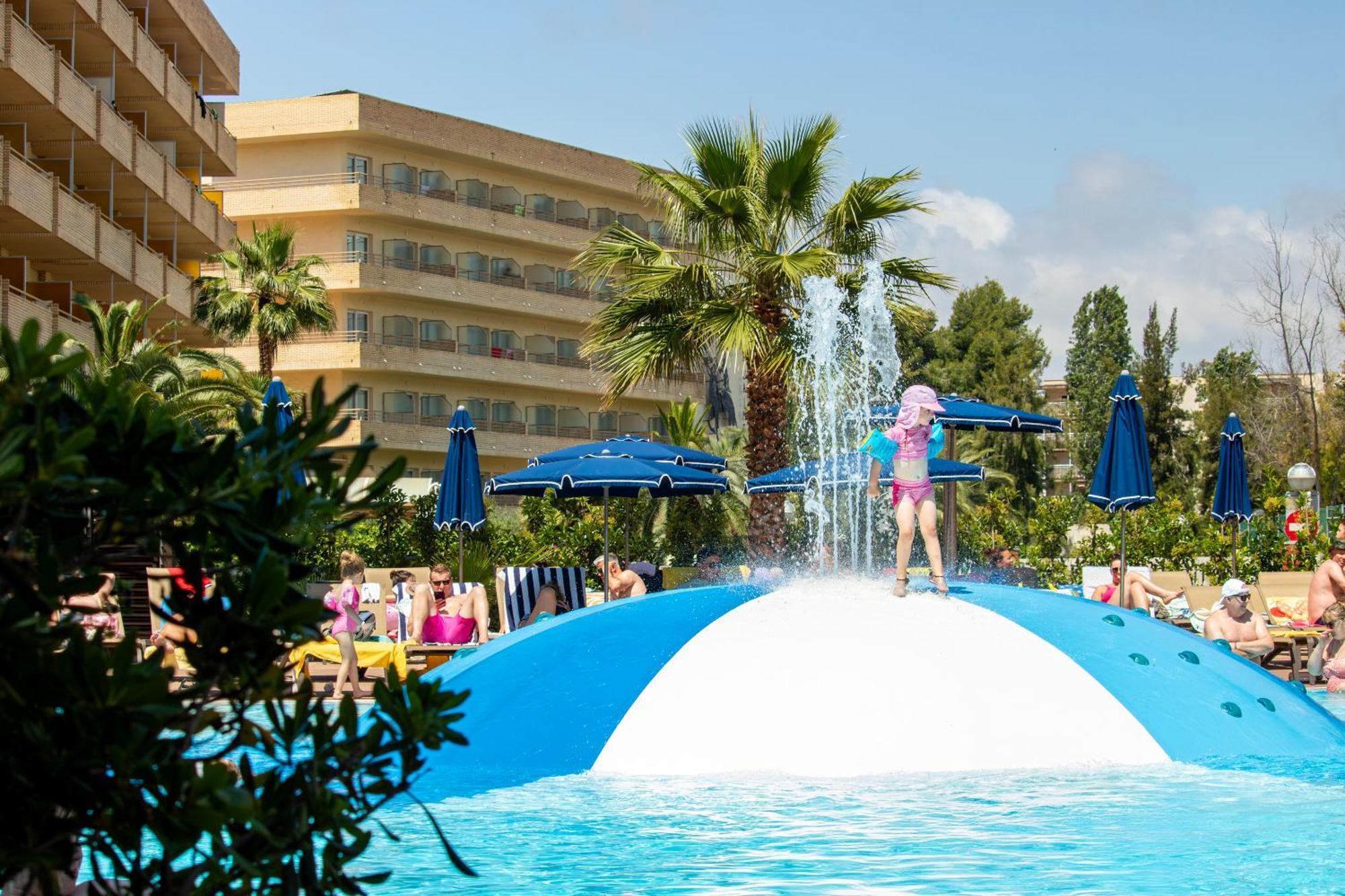 Golden Avenida Family Suites 4* 살루 외부 사진