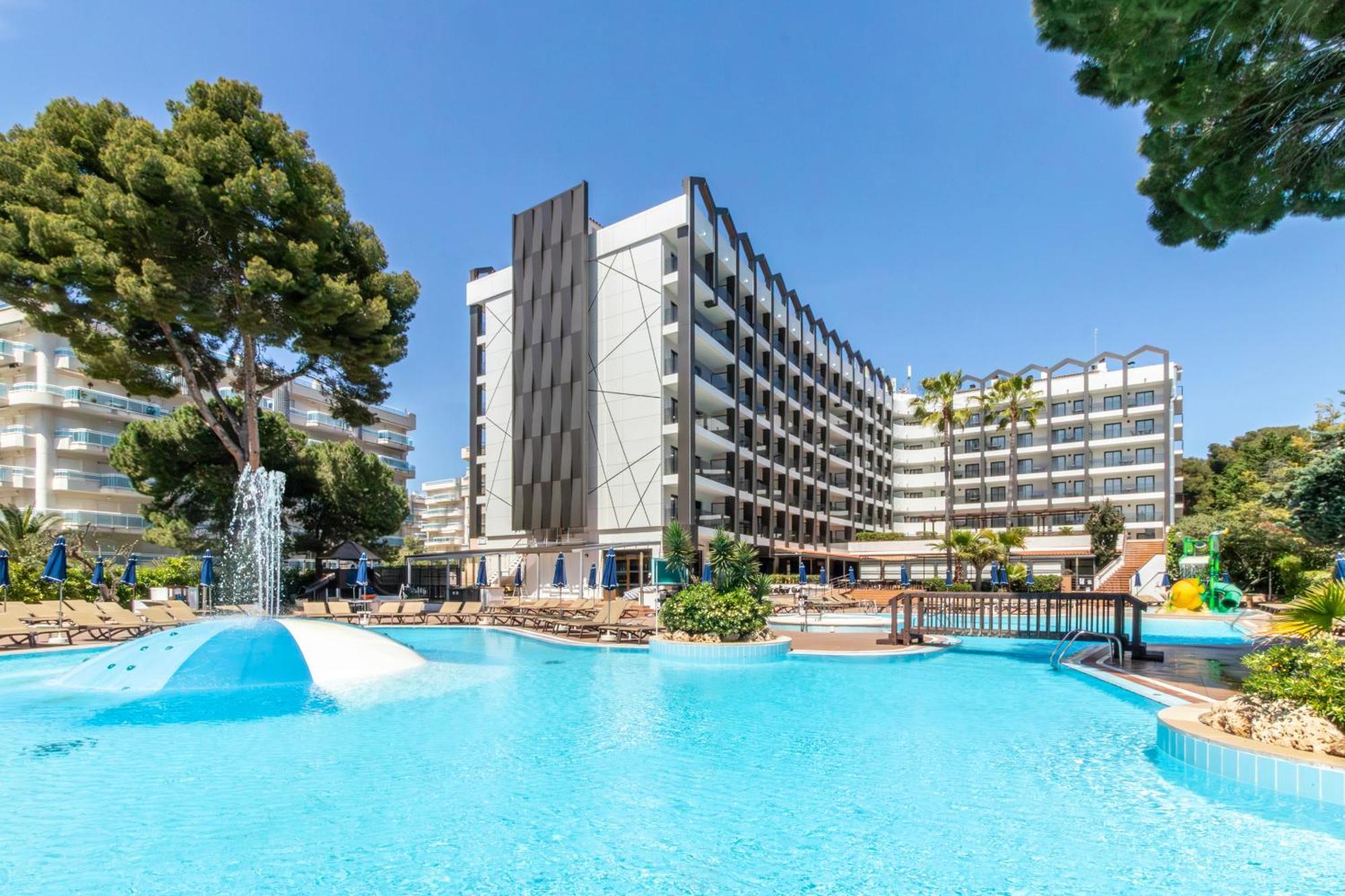 Golden Avenida Family Suites 4* 살루 외부 사진
